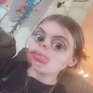 Meet your Posher, Reesr